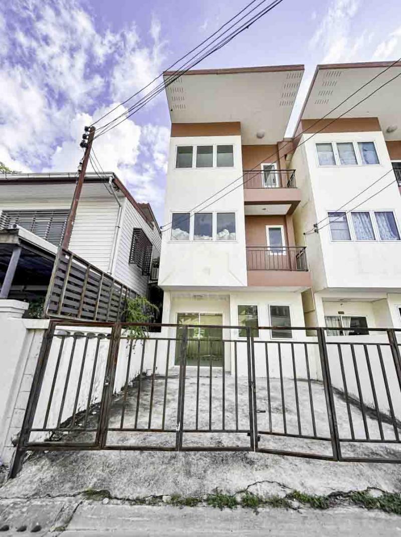 CH897-BH-SE3 ให้เช่า,ขาย ทาวน์เฮ้าส์ 3 ชั้น (บ้านเปล่า) ย่านเตาปูน ใกล้รถไฟฟ้า