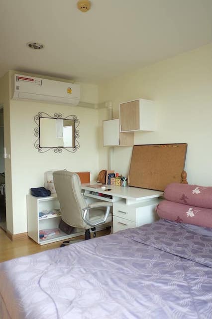 The Link Sukhumvit 50, spacious, clean, private, 5th floor, BTS On Nut.***Service for selling/renting houses, condos and giving advice. If interested, contact at any time***Interested in additional details or pictures or making an appointment to see the room?Contact Ekachai (Aui)T. 089-799-5598Line ID : @auiauiaui001 (add @ in front as well)-------------------------------------------------- ------------Room type: 1 bedroom, 1 bathroomSize 41.5 sq m., 5th floor, Building 5Clean room, beautifully decorated, ready to move in.details-------------------------------------------------- ------------Selling price 2.89 million baht-------------------------------------------------- ------------*Facilities worth using- swimming pool- Fitness- CCTV project- Key Card door- Garden-------------------------------------------------- ------------*Nearby important places (Based on information from Google Map)1 Tesco Lotus2 Carrefour On Nut3 Emporium4 Major Cineplex Ekkamai5 BTS On Nut---------------------