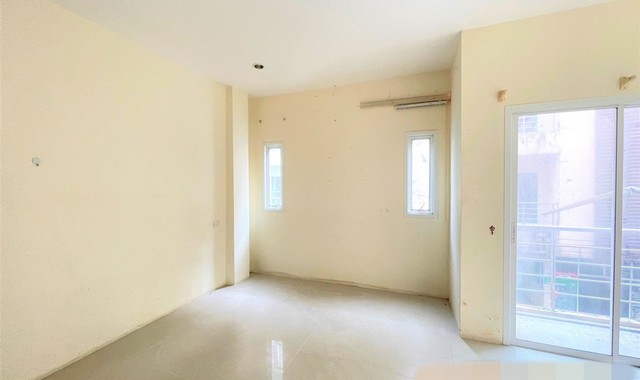 ขายอาคารพาณิชย์    หมู่บ้านทรัพย์แสนล้าน 3 ภูเก็ต (PKK04-04287)