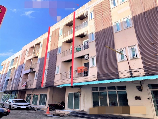 รายละเอียดเพิ่มเติมCode ID :  PKK04-04190ราคาขาย         6,370,000 บาท- ขนาดพื้นที่ :  13.90 ตร.ว- พื้นที่ใช้สอย :   180 ตร.ม- จำนวนห้อง :  6 ห้องนอน 7 ห้องน้ำ - ที่จอดรถ :   1 คัน- อาคารพาณิชย์ :  4 ชั้น- อาคารพาณิชย์หันทางทิศ : -- อายุอาคาร :    12 ปีพิกัดทรัพย์ :   https://maps.app.goo.gl/zGbJqPw8acV6UGzMAสถานที่ใกล้เคียง- ใกล้โรงพยาบาลป่าตอง- ใกล้มินิ​บิ๊กซี​ซอยคลองบางวัด- ใกล้เซ็นทรัลป่าตอง- ใกล้บิ๊กซี เอ็กซ์ตร้า ภูเก็ต 2 สาขาจังซีลอนสอบถ�