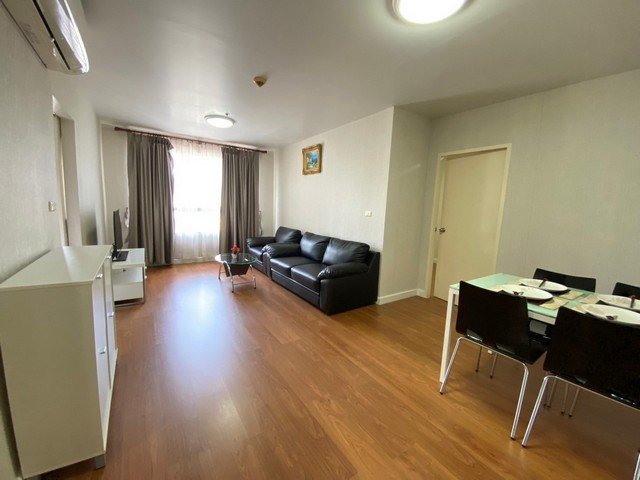 ZJ084ขาย Condo One X sukhumvit 26 (คอนโด วัน เอ็กซ์ สุขุมวิท 26 ) คลองตัน คลองเตย กรุงเทพ 10110 รายละเอียด - พื้นที่ 51.64 ตารางเมตร 1 ห้องนอน  1 ห้องน้ำ 1ห้องรับแขกแอร์ 2 ตัว  ตู้เย็น 1 ตู้ ไมโครเวฟ 1ตัว  เครื่ิองซักผ้า 1 เครื่อง กาน้ำร้อน1 ตัว ทีวี 1 ตัว  โซฟ้า 1 ชุดโต๊ะรับประทานอาหาร 1 ชุด -ลิฟท์ ที่จอดรถ สวนหย่อม  พื้นที่จัดบาร์บีคิว การรักษาความปลอดภัย 24 ชั่วโมง กล้องวงจรปิด สระว่ายน้ำ ฟิตเนส พิกัดhttps://m