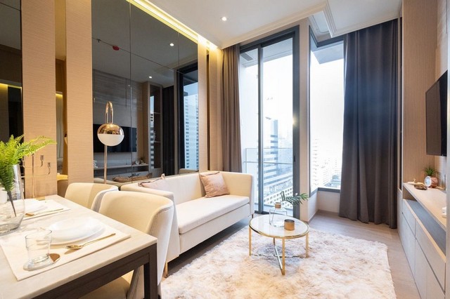 ให้เช่าคอนโดใกล้  Terminal 21 ใกล้ BTS อโศก MTR Petchburi, Airport link  วิวเมืองฝั่งติดถนนอโศก The Esse Asoke