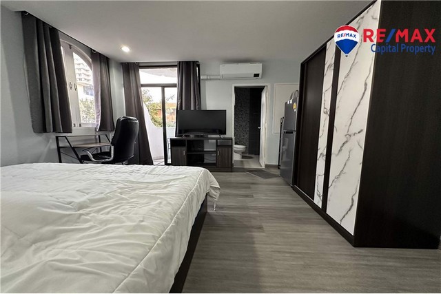 ขาย - คาซ่า เอสปันญ่า สตูดิโอห้องหัวมุมปรับปรุงใหม่