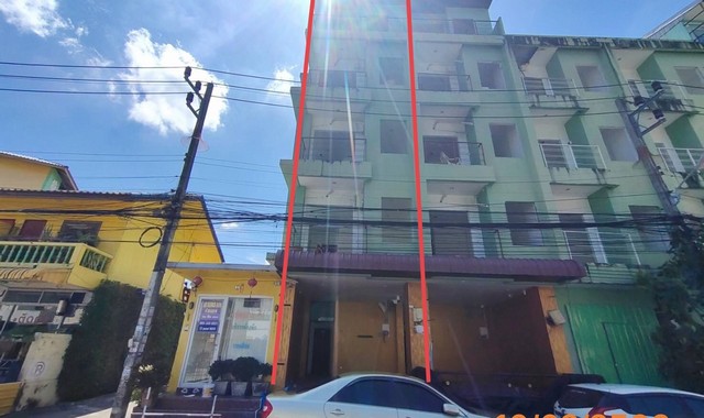 รายละเอียดเพิ่มเติมCode ID :  PKK04-05765ราคาขาย    11,400,000 บาท- ขนาดพื้นที่ :   16.90 ตร.ว- พื้นที่ใช้สอย :     295.50 ตร.ม- จำนวนห้อง :  9 ห้องนอน 9 ห้องน้ำ - ที่จอดรถ :   1 คัน- อาคารพาณิชย์ :   5 ชั้น- อาคารพาณิชย์หันทางทิศ : -- อายุอาคาร :  11 ปีพิกัดทรัพย์   :   https://maps.app.goo.gl/7TWSNuXWskVpaFsS8สถานที่ใกล้เคียง- ใกล้โรงพยาบาลป่าตอง- ใกล้มินิ​บิ๊กซี​ ซอยคลองบางวัด- ใกล้เซ็นทรัล ป่าตอง- ใกล้บิ๊กซี เอ็กซ์ตร้า ภูเก็ต 2 สาขาจังซีลอนสอ�