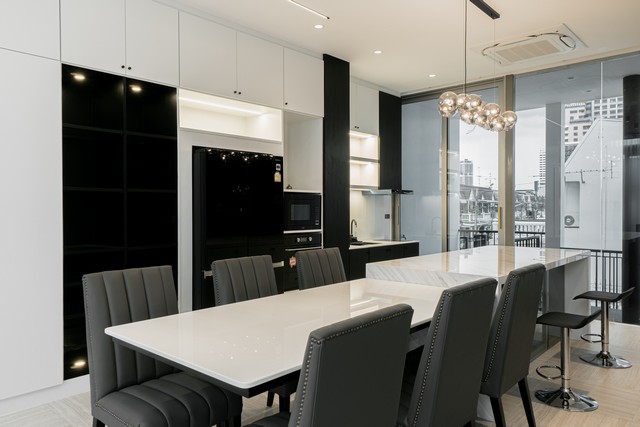 บ้าน LUXE 35 ใหญ่ 36 ตาราง-วา 0 ngan 0 RAI  20900000 บ.   สภาพเยี่ยม! กรุงเทพ