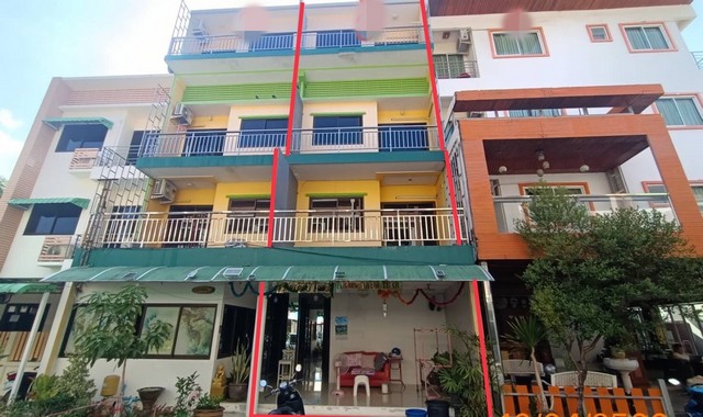 รายละเอียดเพิ่มเติมCode ID :  PKK04-04860ราคาขาย       5,259,000 บาท- ขนาดพื้นที่ :    19.50 ตร.ว- พื้นที่ใช้สอย :   250 ตร.ม- จำนวนห้อง :  4 ห้องนอน  5 ห้องน้ำ- ที่จอดรถ :   1 คัน- อาคารพาณิชย์ :  4 ชั้น- อาคารพาณิชย์หันทางทิศ : -- อายุอาคาร :    13 ปีพิกัดทรัพย์ :   https://maps.app.goo.gl/bTPkzJ8rmdpLd6vD8สถานที่ใกล้เคียง- ใกล้แม็คโคร ป่าตอง - ใกล้โลตัส โกเฟรช ถนนนาไน ภูเก็ต - ใกล้ท็อปส์ เดลี่ มินิซูเปอร์มาร์เก็ต สาขาซอยนาใน - ใกล้บิ๊กซี เอ็กซ์�