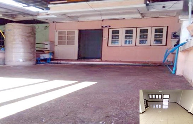 ตลาดสด ลำไทร ให้เช่าทาวน์เฮ้าส์ 2 ชั้นลำลูกกาคลอง10 สะอาด เงียบสงบ 21ตรว. 140ตรม. 5,299B-M 2นอน 2น้ำ 2จอดรถ 1แอร์Fresh Market LamSai Lumlooka townhouse for rent 2 floors clean quiet 21sq.wa. 140sq.m. 5,299B-M 2bed 2bath 2parking 1A/C.ซ.ลำลูกกา191-215 ถ.ลำลูกกา บึงทองหลาง ลำลูกกา ปทุมธานี 12150- เหมาะกับครอบครัวเล็กๆ รักความสะอาดและอยู่แบบเงียบๆ- ภายในบ้านด้านหน้ามีโรงจอดรถสามารถจอดในร่มได้อีก- พื้นที่ใช้สอย หน้าบ้าน หลังบ้านสามารถปลูกต้นไม้ พืชสวนครัวไ