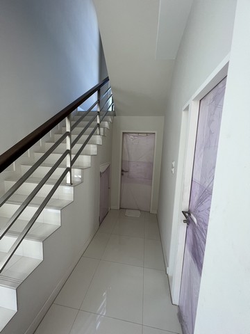 ขายบ้านเดี่ยว 2 ชั้น เนื้อที่ 57.7 ตร.ว. ใกล้แยกบ้านคลอง เซ็นทรัล โซนเมืองเดินทางสะดวกมาก ฟรีโอน!