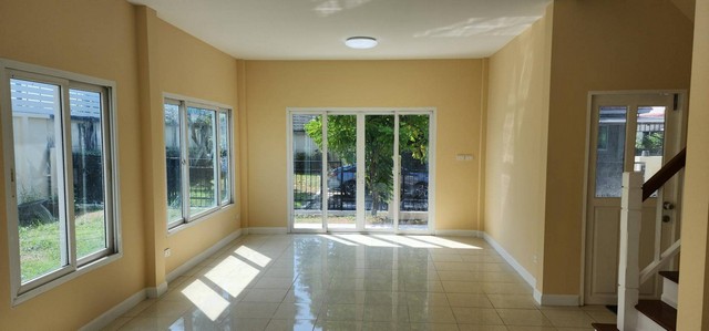 ขายบ้านสวยหลังมุม  64.1 ตรว.   เพอร์เฟคเพลส สุขุมวิท 77-สุวรรณภูมิ เฟส 3