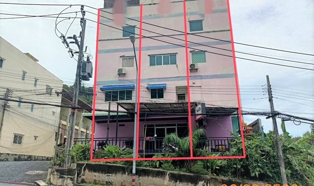 รายละเอียดเพิ่มเติมCode ID :    PKK04-05984ราคาขาย        34,070,000 บาท- ขนาดพื้นที่ :   70.70 ตร.ว- พื้นที่ใช้สอย :     949.75 ตร.ม- จำนวนห้อง :    23 ห้องนอน 22 ห้องน้ำ (3 คูหา) - ที่จอดรถ :    1 คัน- อาคารพาณิชย์ :    4 ชั้น- อาคารพาณิชย์หันทางทิศ : -- อายุอาคาร :      12 ปีพิกัดทรัพย์   :   https://maps.app.goo.gl/MdWoXFwS2CyuhB4M7สถานที่ใกล้เคียง- ใกล้แม็คโคร ป่าตอง- ใกล้โลตัส โกเฟรช ถนนนาไน ภูเก็ต - ใกล้ท็อปส์ เดลี่ มินิซูเปอร์มาร์เก็ต สาขาซอยนาใน - ใกล้โ