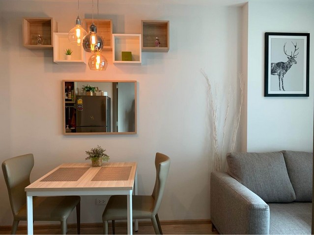 Ideo O2 convenient, safe, clean, 3rd floor, BTS Bangna.***Service for selling/renting houses, condos and giving advice. If interested, contact at any time***Interested in additional details or pictures or making an appointment to see the room?Contact EkachaiT. 089-799-5598Line ID: @auiauiaui001 (add @ in front)-------------------------------------------------- ------------Room type: 1 bedroom, 1 bathroomSize 33 sq m., 3rd floor, Building BNew, clean room, beautifully decorated, ready to move in.details-------------------------------------------------- ------------Rental price: 14,000 baht per month-------------------------------------------------- ------------*Facilities worth using- Common area approximately 10 rai- 3 large swimming pools, 3 zones- Private Nature Jogging Track- Futsal field- Natural garden 5,000 sq m.- Co-Working Space- Meeting Room-------------------------------------------------- ------------*Nearby important places (Based on information from Google Map)- Bangkok Ma