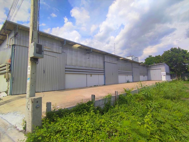 ติวานนท์ เมืองทองธานี ให้เช่าโกดัง 80ตรว. ศรีสมาน ไทวัสดุ โรบินสัน180ตรม. 1โถง 1น้ำ จอดรถได้มากกว่า 5 คัน