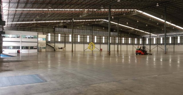 โรงงานให้เช่าขนาด 3600 ตรม. ใกล้นิคมปิ่นทอง 1 ชลบุรี