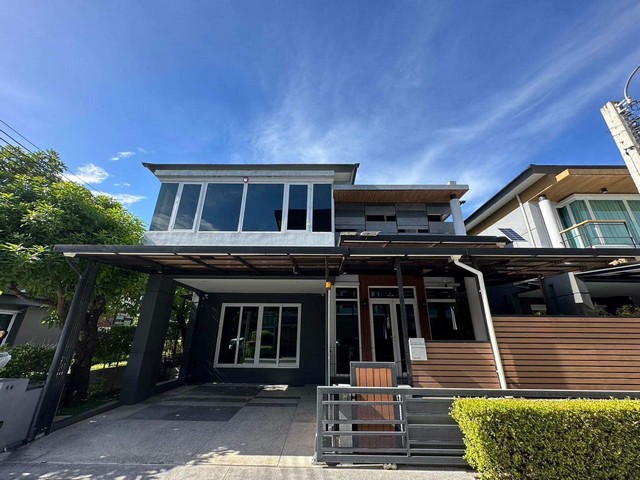 ขายบ้านเดี่ยว 2 ชั้นหลังมุม โครงการ The Gallery House Pattern ลาดพร้าว ซอย1 (รัชดา-ลาดพร้าว)  เยื้องสวน โปร่งสบาย ใกล้เซ็นทรัลลาดพร้าว