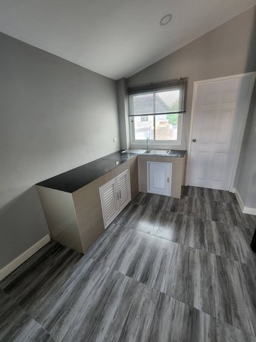 ขายบ้านใหม่ โครงการบ้านเย็นใจเฟส 2 ใกล้โลตัสปราณบุรี อำเภอปราณบุรี จังหวัดประจวบคีรีขันธ์ เหลือ 2หลังสุดท้าย