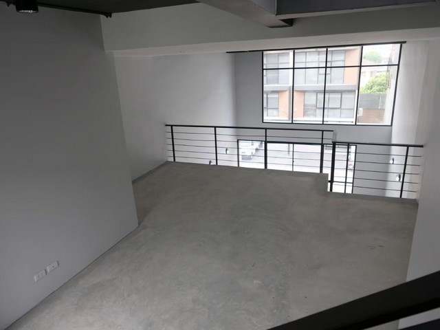 ให้เช่าทาวโฮม5 ชั้น  ใกล้BTS อ่อนนุช และ บางจาก  Home Office สไตล์ Modern Luxury Loft โครงการ The Pride สุขุมวิท 77 (ซ. อ่อนนุช 30)