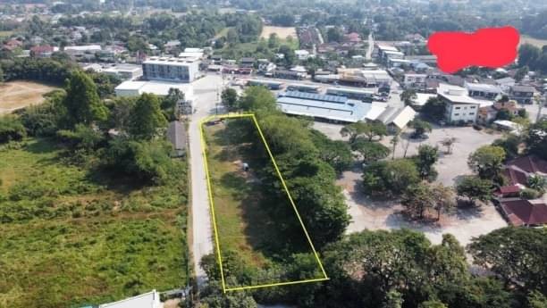 โซนดอยสะเก็ด ขาย 9 ล้าน 2 ไร่ 1 งาน 66 ตรว. ที่ดินสวย สี่เหลี่ยม #แม่คือ ใกล้ถนน ใกล้ตลาด และแหล่งชุมชนบริ​การยื่น​สินเชื่อ​ทุก​ธนาคาร​ฟรี​ ไม่มีค่าใช้จ่ายเอกสารที่ใช้ยื่นแบงค์สำหรับพนักงาน​ทำงานประจำ1. สำเนาบัตรประชาชน2. สำเนาทะเบียนบ้าน3. สลิปเงินเดือน 3 เดือนล่าสุด (ถ้าเงินเดือนไม่เท่ากันเป๊ะทุกเดือน ขอ 6 เดือนล่าสุด)4. สเตทเม้นท์ 6 เดือนล่าสุด5. หนังสือรับรองเง