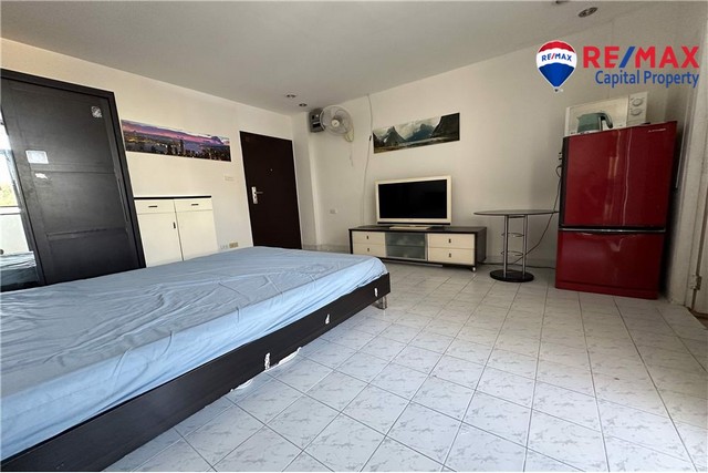 ขาย - ห้องสตูดิโอ คาซ่า เอสปันญ่า พร้อมระเบียง