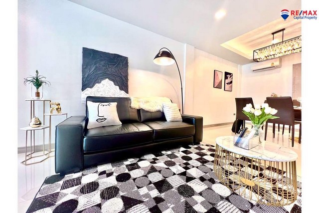 ทาวน์โฮม 3 ห้องนอน ในหมู่บ้านโชคชัยวิลเลจ 9