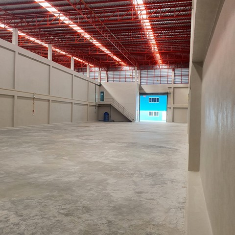 ให้เช่าโกดังติดถนนบางปลา  700 ตารางเมตร พร้อมออฟฟิศ 2 ชั้น  ตำบล นาดี เมือง สมุทรสาคร