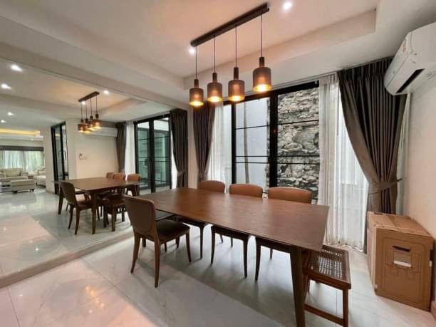 ลดพิเศษเฉพาะ มกราคม 2567 ขายเพียง 6.9 ล้าน โซนป่าแดด อำเภอเมือง รีโนเวทใหม่ บ้าน 2 ชั้นครึ่ง บนถนนเส้นมหิดล #ซื้ออยู่เองหรือปล่อยเช่าได้