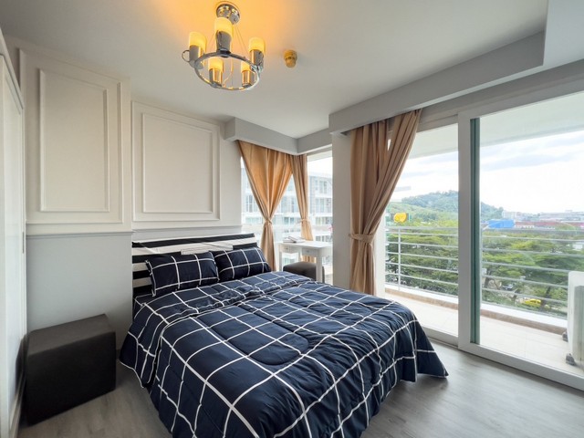 #CS015 For Sales : The Royal Place Phuket, 1 Bedrooms 1 Bathrooms, 6th flr. The Royal Place Condo 96/213- Size 44 square meters- Building 1- 6th floor, corner room- 1 bedroom, 1 bathroom- Renovated the entire room- CCTV security- Swimming Pool, Gym, Small Garden Nearby places- Lotus Phuket- Andamanda Phuket- MR.DIY- Alpha Health Club- Central Festival Department StoreSelling price: 2,490,000 baht---------------------------------------------------#CS015 สำหรับขาย : เดอะรอยัล เพลส คอนโด 1 ห้องนอน 1 ห้องน้ำ ชั้น 6คอนโดเดอะรอยัลเพลส  96/213- ขนาด 44 ตารางเมตร - อาคาร 1  - ชั้น 6 ห้องมุม - 1 ห้องนอน 1 ห้องน้ำ - รีโนเวทใหม่ทั้งห้อง- ที่จอดรถเพียงพอ- รปภ. CCTV - สระว่ายน้ำ, Gym, สวนย