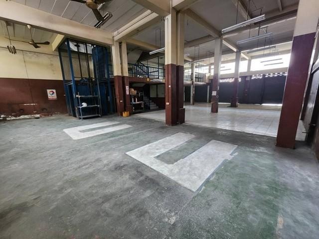 C4290 ให้เช่าอาคารพาณิชย์ 3 คูหา 4 ชั้น ถนนสุขุมวิท เหมาะทำออฟฟิศหรือธุรกิจ ใกล้BTS สถานีแบริ่ง