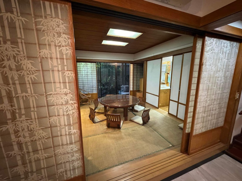 BH2596 For rent  Townhome  Sukhumvit31  Asok-Phromphong   3  bedrooms  5 bathrooms.     - 350 sqm.  33 sqw.