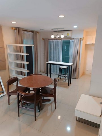 ให้เช่าทาวโฮม3ชั้น บ้านกลางเมืองโชคชัย 4 ซ.50  ใกล้เซนทรัลอีสต์วิวล์  ย่าน เลียบทางด่วนรามอินทรา