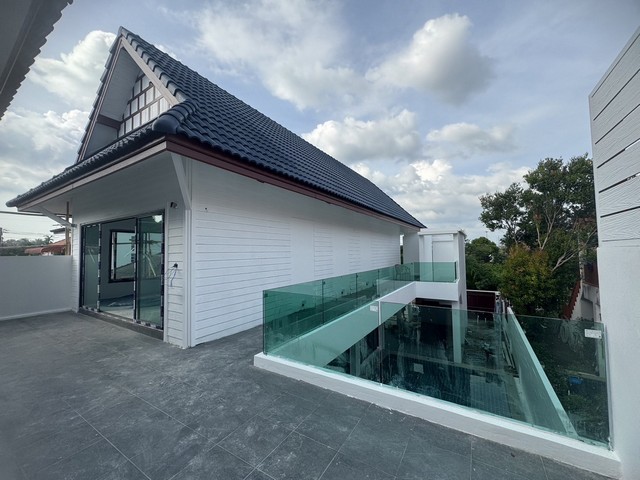 ขายพลูวิลล่ารีโนเวทใหม่ใกล้หาดในยางภูเก็ต ตำบลสาคู อำเภอถลาง จังหวัดภูเก็ต