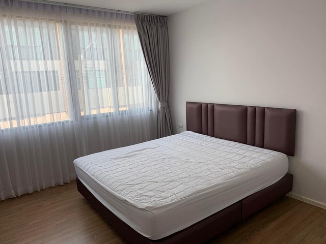 S2484 ขายทาวน์โฮม 3 ชั้น โครงการบ้านกลางเมืองลาดพร้าวเสรีไทย ซอยเสรีไทย 52 หลังมุม ใกล้โรงเรียนนานาชาติ ฮิทฟิลด์