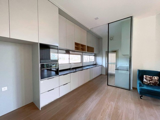 S2481 ให้เช่าบ้านเดี่ยว 3 ชั้น โครงการวีเว่ พระราม 9 VIVE Rama 9 พร้อมเฟอร์นิเจอร์ ใกล้เดอะไนน์พระราม 9