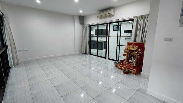 BH2601 ให้เช่าทาวโฮม4 ชั้น หลังมุม บ้านลุมพินี ทาวน์ เรสซิเดนซ์ บางนา-ศรีนครินทร์ ใกล้Central บางนา