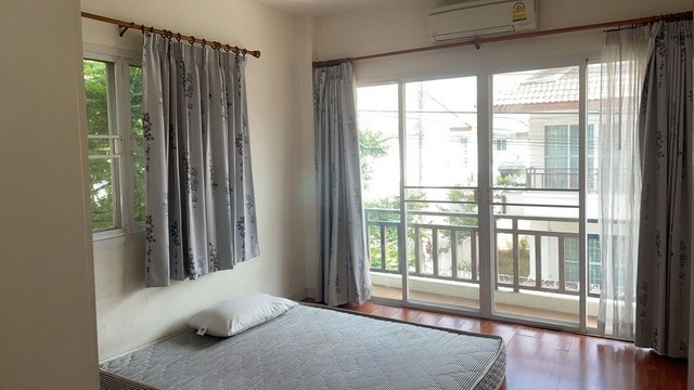 ให้เช่าบ้านเดี่ยวพร้อมเฟอร์ฯ 3 นอน 3 น้ำ  หมู่บ้านนันทร์นรินทร์ หลัง ม.รังสิต ห่าง ม.รังสิตแค่ 5 นาที