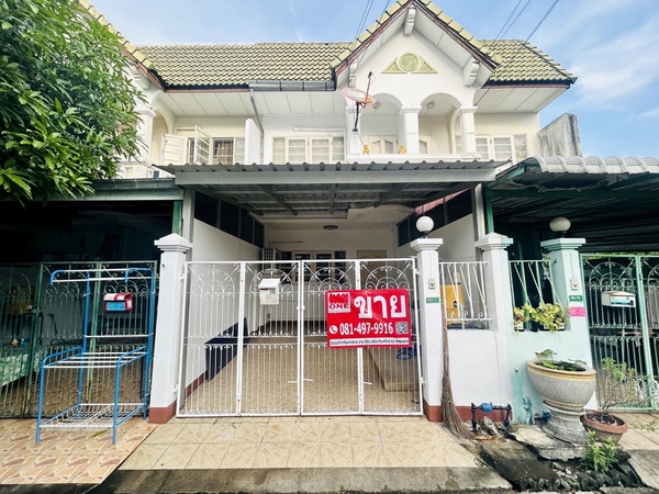  รหัสM3732ขายทาวน์เฮ้าส์  หมู่บ้านร่วมทางฝัน ลำลูกกาคลอง 2 ทำเลดี พร้อมอยู่รายละเอียดขายทาวน์เฮ้าส์ 2 ชั้น18 ตร.วาหมู่บ้านร่วมทางฝัน ลำลูกกาคลอง2แถมปั้มน้ำใหม่, แอร์ 2 เครื่อง, พัดลม,ตู้เย็น,ทีวี, เฟอร์นิเจอร์ ตู้เสื้อผ้า, เตียงนอน,โซฟา,ตู้เก็บของ,โต๊ะหมู่บูชาพระ,โต๊ะเครื่องแป้ง,โต๊ะอาหาร 4 ที่นั่ง,มุ้งลวด,เหล็กดัด, ผ้าม่าน,หลังบ้านต่อเติมครัวและหลังคาหลังบ้านพร้อ