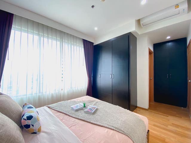 The Emporio Place Sukhumvit 24 private safe 23rd floor BTS Phrom Phong