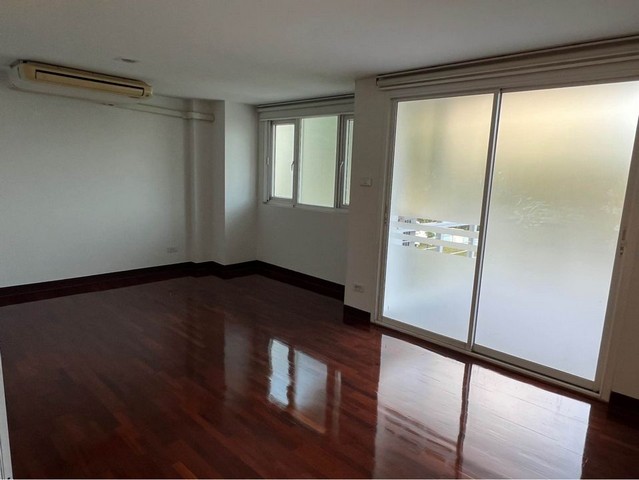 HR1413ให้เช่าโฮมออฟฟิศ 3.5 ชั้น ซอยสุขุมวิท 54 ใกล้BTS อ่อนนุช เหมาะทำเป็นออฟฟิศหรืออยู่อาศัย