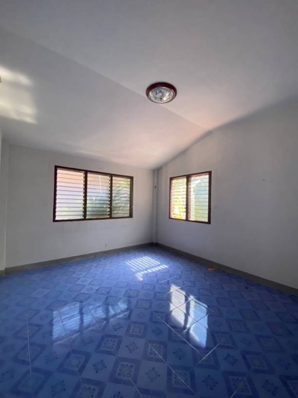 โซนดอยสะเก็ด ขายเพียง 1.29 ล.เท่านั้น 48 ตรว. บ้านเดี่ยวชั้นเดียว #ธีรยา #แม่คือ #ใกล้ตลาดแม่คือ เดินทางสะดวกสบาย เข้าเมืองเพียง 25 นาที