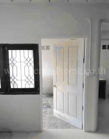 ทาวน์เฮ้าส์ 2 ชั้น เคหะทุ่งสองห้อง หลักสี่ กรุงเทพ ใกล้ MRT สถานีหลักสี่