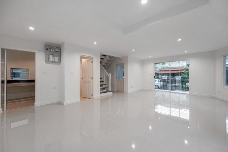 ขายบ้านเดี่ยว 2 ชั้น โครงการ นันทวัน ปิ่นเกล้า พระราม 5 ใกล้ โฮมโปร ราชพฤกษ์ และ  เดอะวอล์ค ราชพฤกษ์