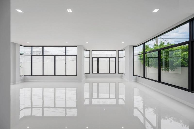 ขายบ้านเดี่ยว 2 ชั้น โครงการ เดอะ แกรนด์ ปิ่นเกล้า ใกล้ รถไฟฟ้า BTS สายสีแดง บางซื่อ ตลิ่งชัน สถานีศาลาธรรมสพน์** ราคาขาย 12,900,000 บาท **------------------------------------------------------------ ติดต่อสอบถามได้ค่ะ โทร 065-461-9865ID Line : 065-461-9865------------------------------------------------------------เนื้อที่ 111.6 ตารางวา 243.23 ตารางเมตร   หน้าบ้านหันไปทาง   ทิศเหนือ  3 ห้องนอน 5 ห้องน้ำ 1 ห้องแม่บ้าน จอดรถได้ 2 คันสถานที่สำคัญ- บุญถาวร - The Brio - The Salaya - ตลาดศาลายา - Tesco Lotus - Homepro- Makr