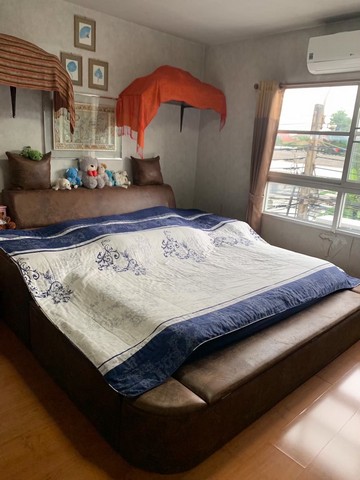 ขายอาคารพาณิชย์ 4 ชั้น เนื้อที่ 17 ตารางวา ให้ทุกอย่างในบ้าน เข้าอยู่ได้เลย ใกล้เซ็นทรัล