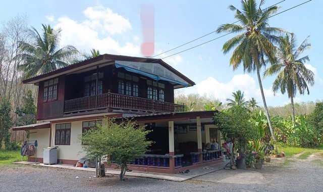 ขายบ้านเดี่ยว 2 ชั้น โครงการ เดอะเวอรีเดียนโฮม กาญจนาภิเษก ใกล้รถไฟฟ้าสายสีม่วง สถานีตลาดบางใหญ่ และใกล้ เซ็นทรัลเวสเกตบ้านเดี่ยว 2 ชั้น ตกแต่งใหม่โครงการ เดอะเวอรีเดียนโฮม กาญจนาภิเษกเนื้อที่ 86 ตารางวา  235 ตารางเมตร หน้าบ้านหันไปทาง   ทิศตะวันออกเฉียงใต้   ฟังก์ชั่นครบ ตกแต่งใหม่3 ห้องนอน 4 ห้องน้ำ1 ห้องอเนกประสงค์ 1 ห้องแม่บ้านจอดรถได้ 4 คันบ้านสวย สภาพดี พร้อ