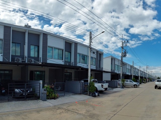 ขายทาวน์เฮ้าส์ พลีโน่ พหลโยธิน-รังสิต  อ.คลองหลวง จ.ปทุมธานี PSC00747