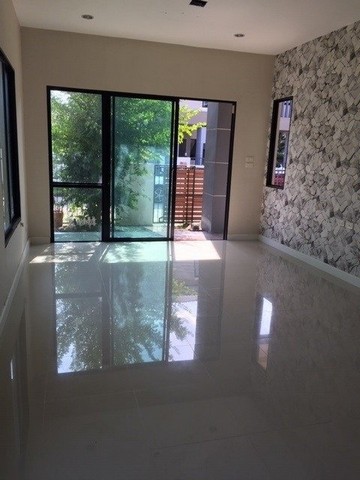 ขายบ้านเดี่ยว ซีรีน พระราม 2-ท่าข้าม  อ.บางขุนเทียน จ.กรุงเทพมหานคร PSC00745