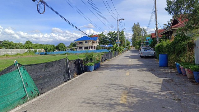 ที่ดิน ที่ดิน บางเดื่อ ใกล้ถนนราชพฤกษ์ ตัดใหม่ ปทุมธานี พ.ท. 4576 ตารางวา 8000000 B. ไม่ไกลจาก ใกล้ถนนราชพฤกษ์ ตัดใหม่ ปทุมธานี BIG SURPRISE ปทุมธานี