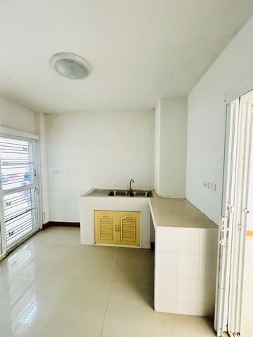 ขายทาวน์เฮ้าส์ บ้านฟ้าใส (เฟสพิเศษ)  ต.ปลวกแดง อ.ปลวกแดง จ.ระยอง PSC00728