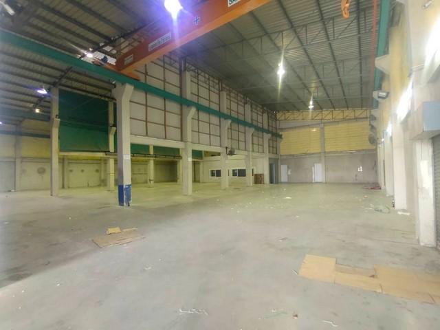 ให้เช่าโกดังเก็บสินค้า พื่นที่ 725 ตารางเมตร เลียบคลองภาษีเจริญ