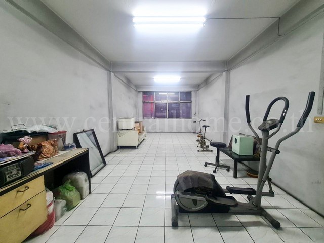 อาคารพาณิชย์ 5 ชั้นครึ่ง 2 คูหา ติดถนนจรัญสนิทวงศ์ ใกล้ MRT สถานีไฟฉาย