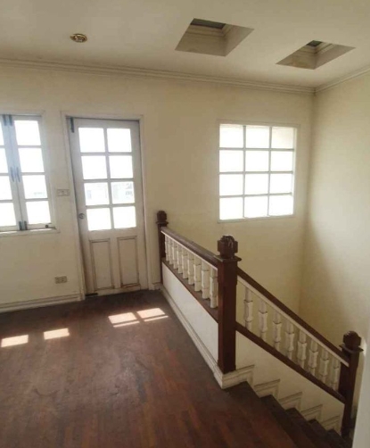 ขายบ้านแฝด 2 ชั้น หมู่บ้านธาริณี ปิ่นเกล้า (แลนด์แอนด์เฮ้า) เนื้อที่ 36 ตรว มี 5 นอน 5 น้ำ